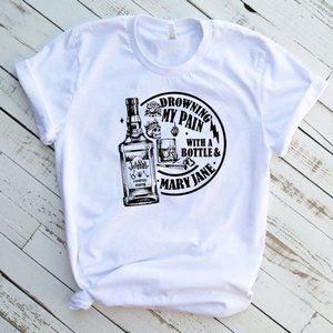 Drowning My Pain Jelly Roll Tee Graphic Short Sleeve T-Shirt